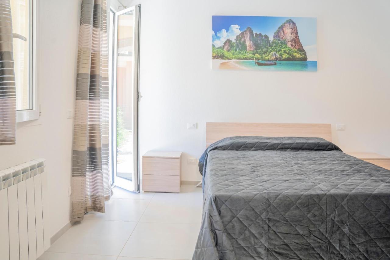 045B - Villetta Moderna 02-24E Con Vasca Idromassaggio In Giardino, Solo 15 Minuti Da Mare E Spiaggia - Posto Auto Gratuito San Lazzaro  Zewnętrze zdjęcie