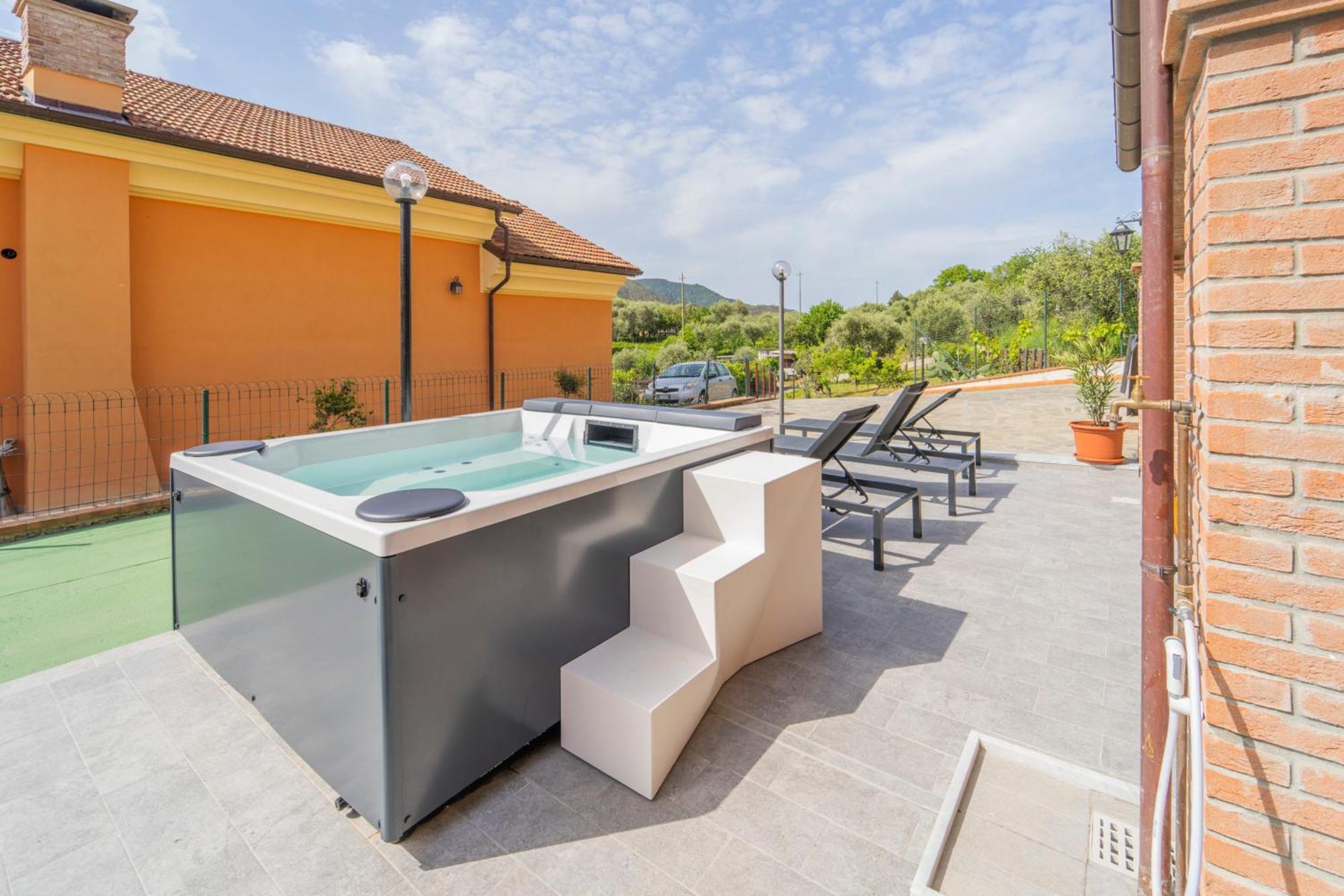 045B - Villetta Moderna 02-24E Con Vasca Idromassaggio In Giardino, Solo 15 Minuti Da Mare E Spiaggia - Posto Auto Gratuito San Lazzaro  Zewnętrze zdjęcie